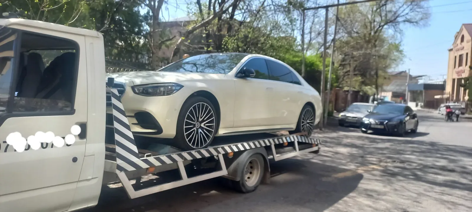 Էվակուատոր ծառայություն — FORD TRANZIT էվակուատոր